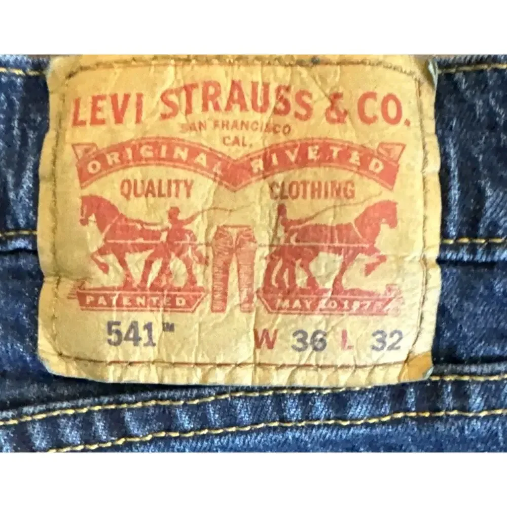 Levi's 541 Athletic Taper Jeans Mens 36x32 Blue Medium Wash Stretch Denim